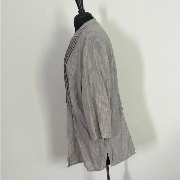 Ruby Rd Gray Linen Top - Picture 5 of 13